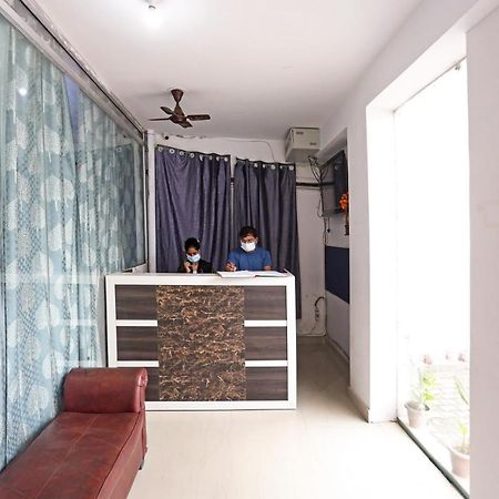 Aero Home Stay- Bed & Breakfast Neu-Delhi Exterior foto