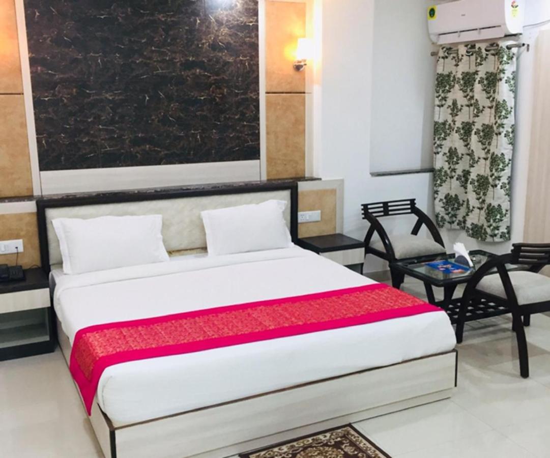 Aero Home Stay- Bed & Breakfast Neu-Delhi Exterior foto