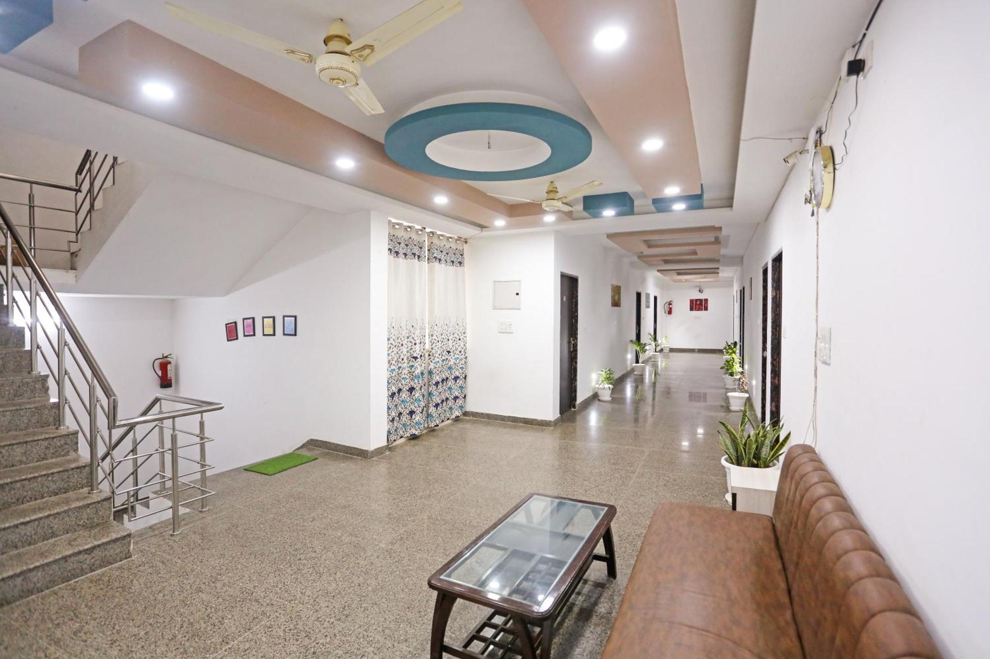Aero Home Stay- Bed & Breakfast Neu-Delhi Zimmer foto